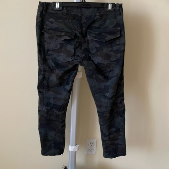 Nili Lotan Charcoal Camo Ankle Cropped French Military Pants Womens, size US 0 - Picture 14 of 14